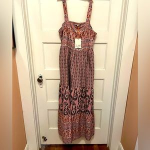 NWT Knox Rose sundress with adjustable straps and pockets! Size M.